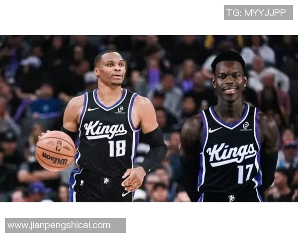 施罗德或无缘揭幕战威少参与首发合练展现球队新赛季核心地位